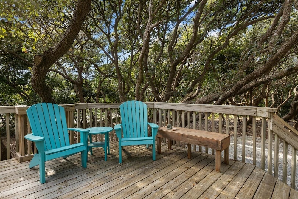Beach Grove 3 Bedroom Home