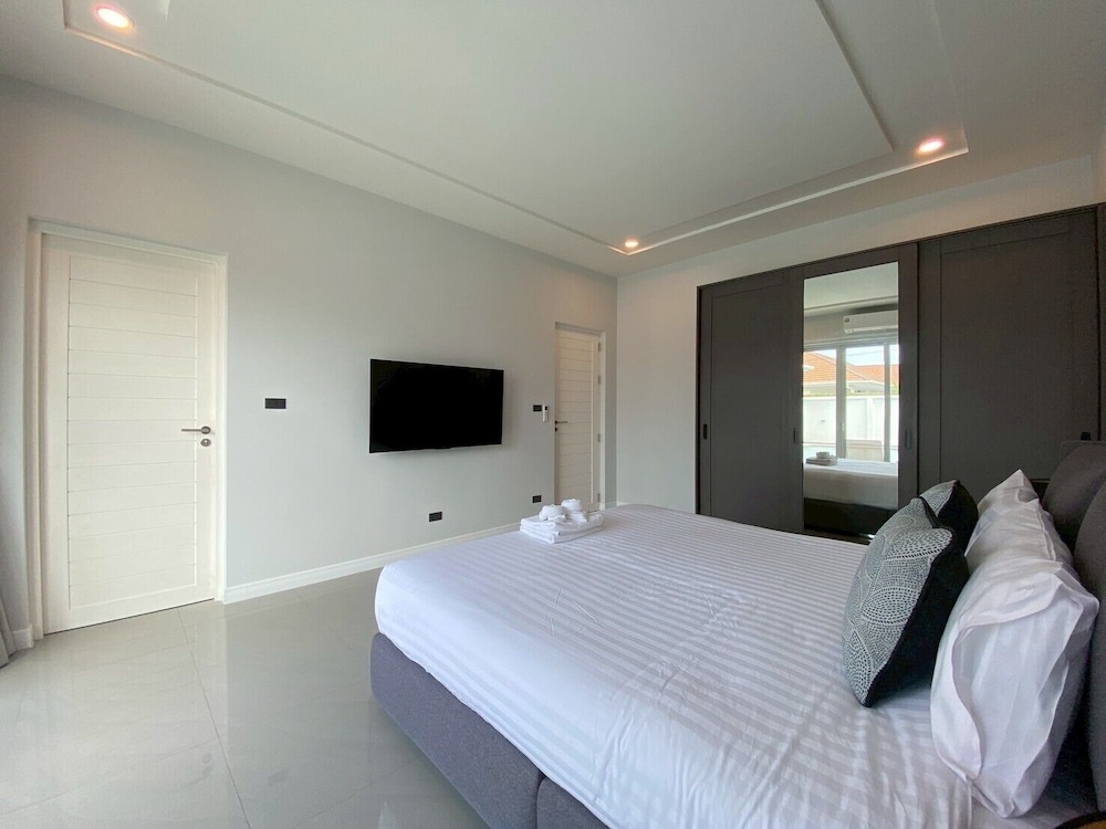 Modern Villa 3BR - Great Location KL3
