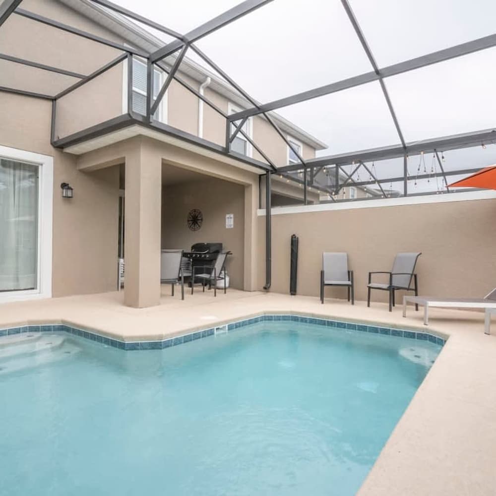2941 Modern 4BD at Storey Lake