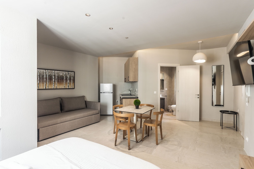Noima Luxury Suites
