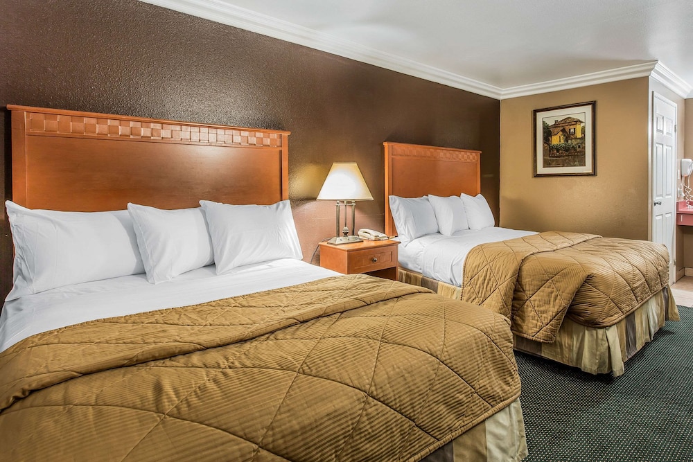 Rodeway Inn Ventura Midtown
