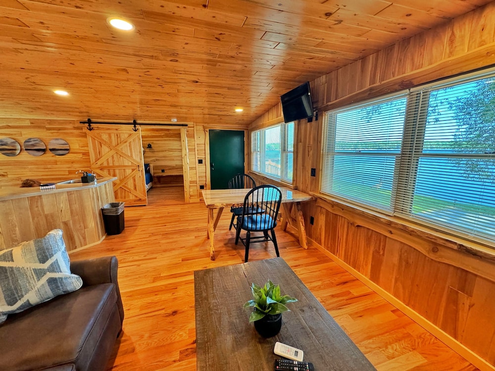 Haven Duplex at Lake Paradise Cottages