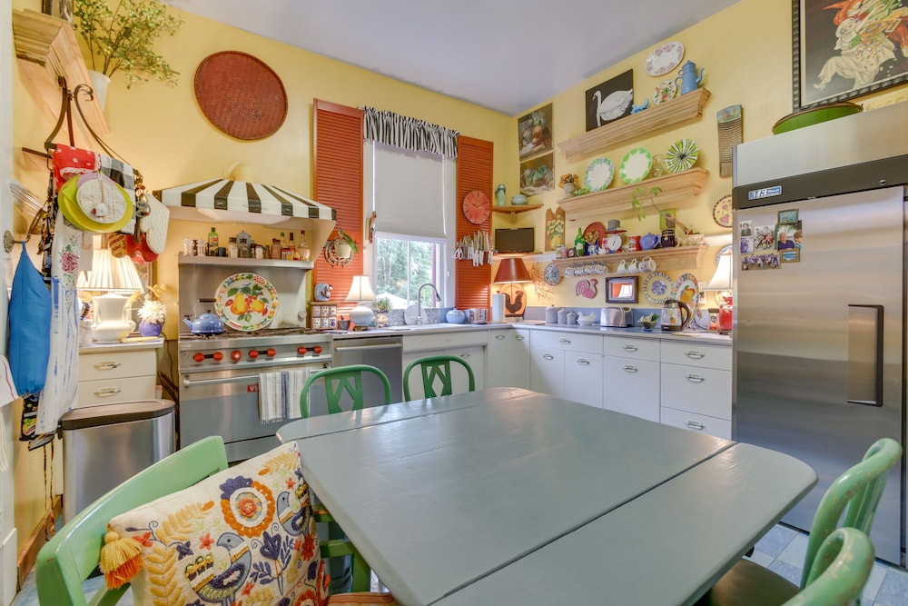 New Orleans Vacations - Lavish New Orleans Haven w/ Private Pool! - Property Image 32