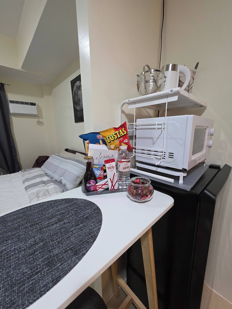 Pioneerwoodlands Mandaluyong Studio Unit