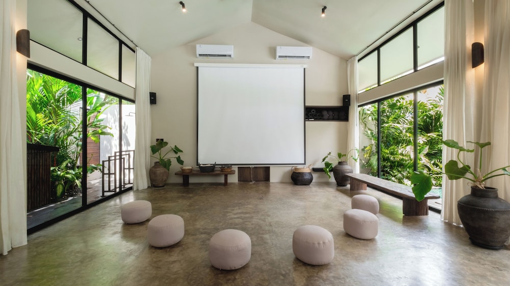 Villa Jax by Villa Finder