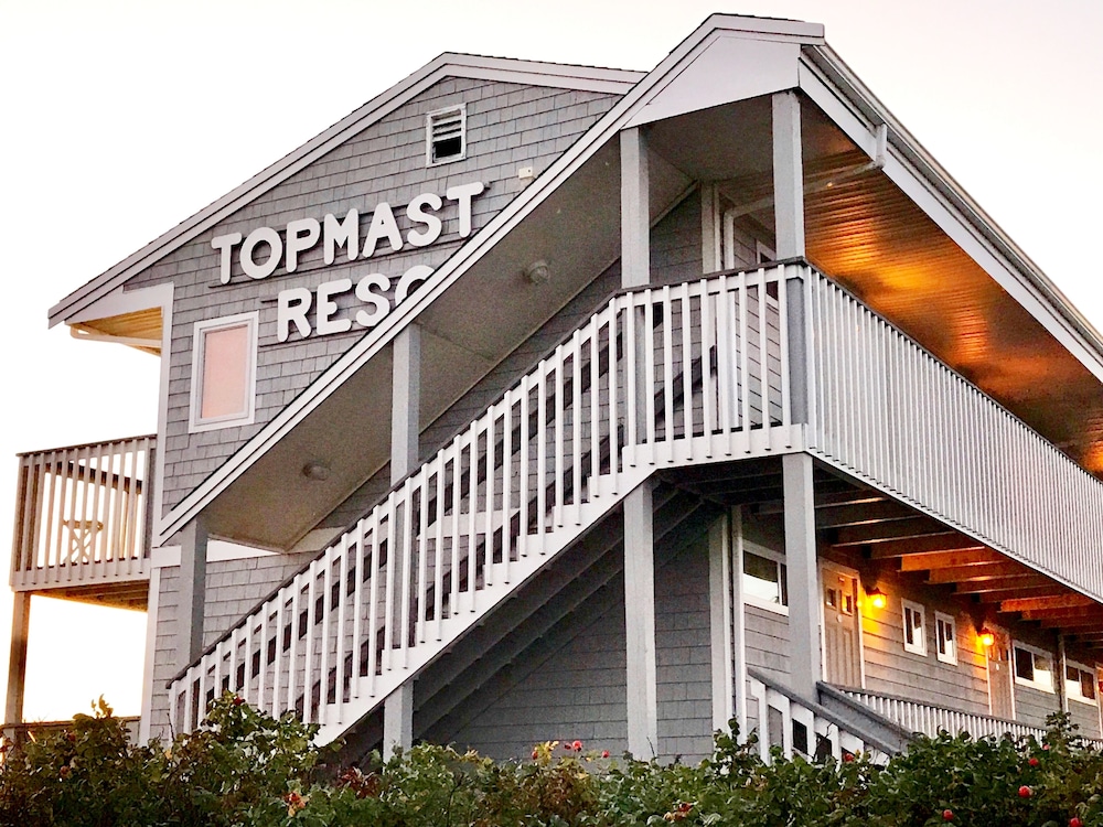 Top Mast Resort