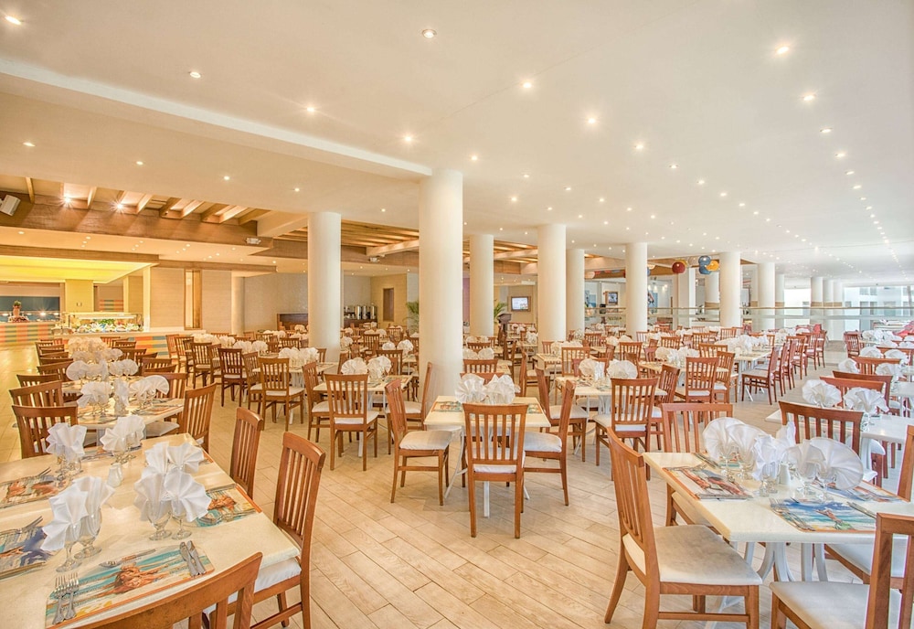 Viva Tangerine by Wyndham, A Trademark All Inclusive - Property Image 80