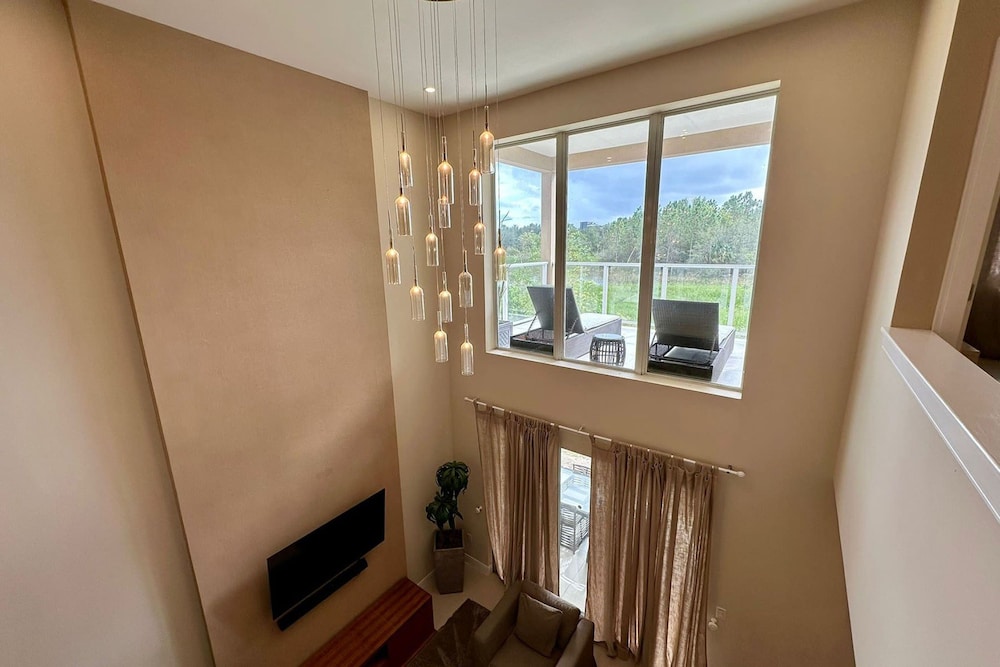 Modern Magic Village Home for 12 With Grill 3131