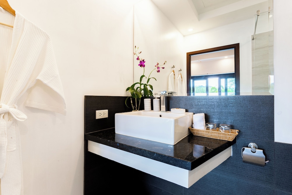 Cliff Haven Villa Krabi