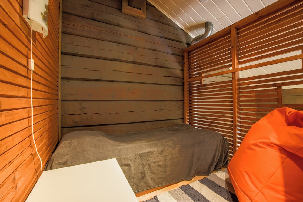 Comfy Cabin in Tahko with Hot Tub. Private Sauna