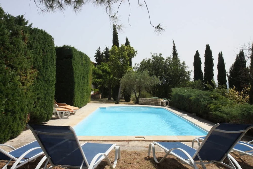 La Familiale - Proven al House With Swimming Pool and Breathtaking View of Gordes