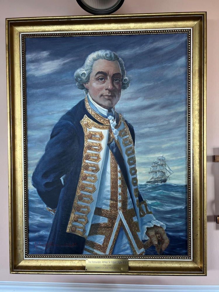 Admiral Digby Inn view 5
