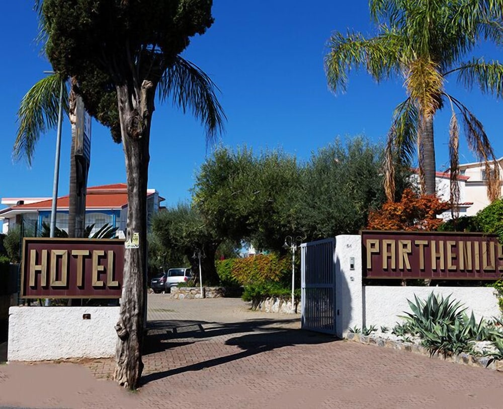 Hotel Parthenius - Image 1