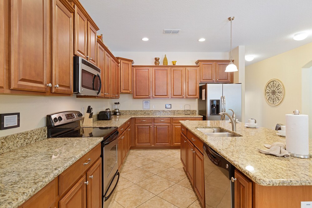 Villa Kissimmee by VillaDirect - Image 2