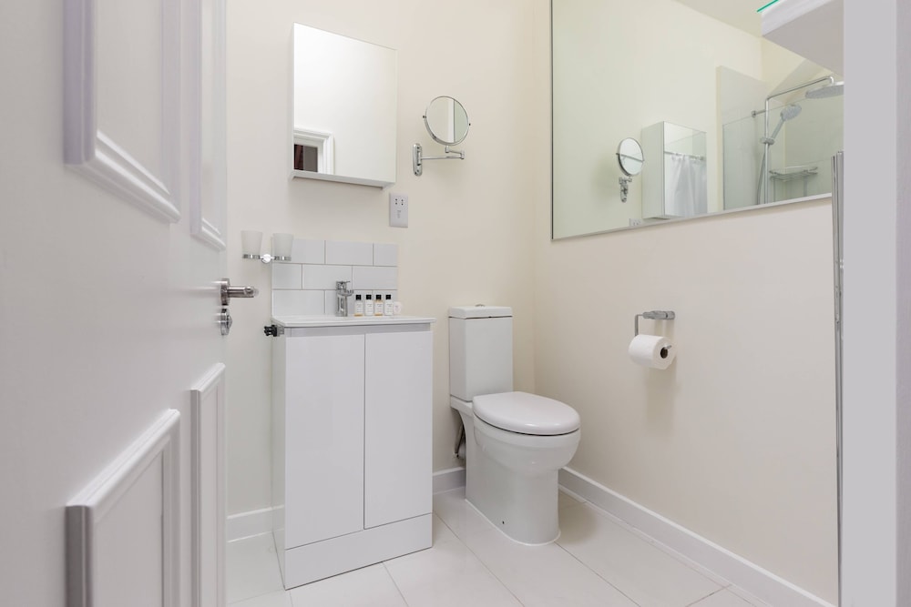 Codrington Mews III by Onefinestay