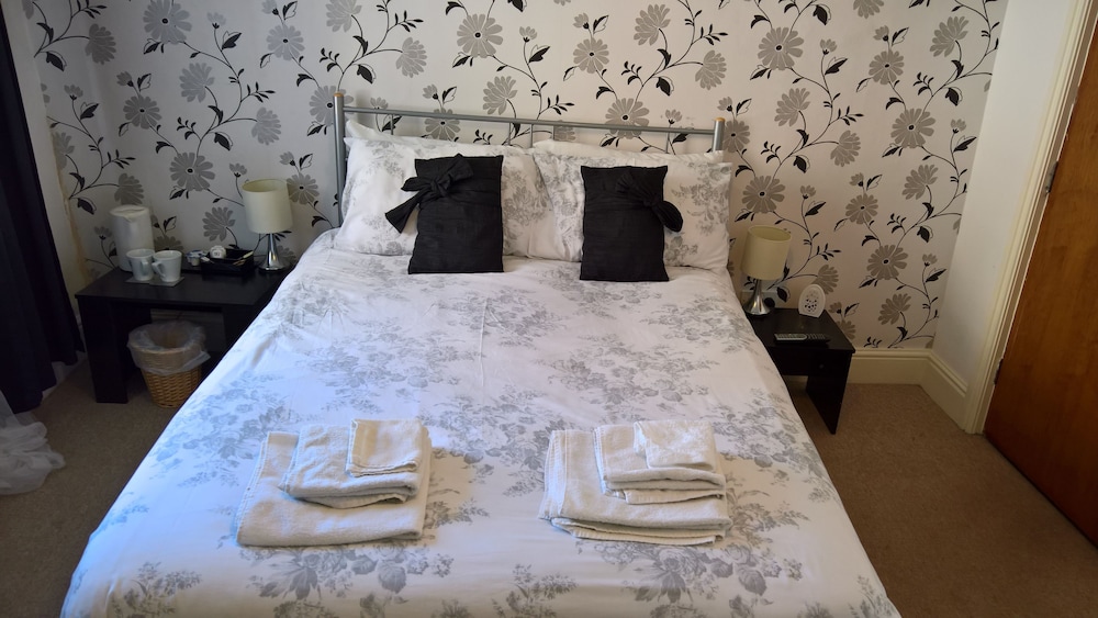 Black Bull Hotel