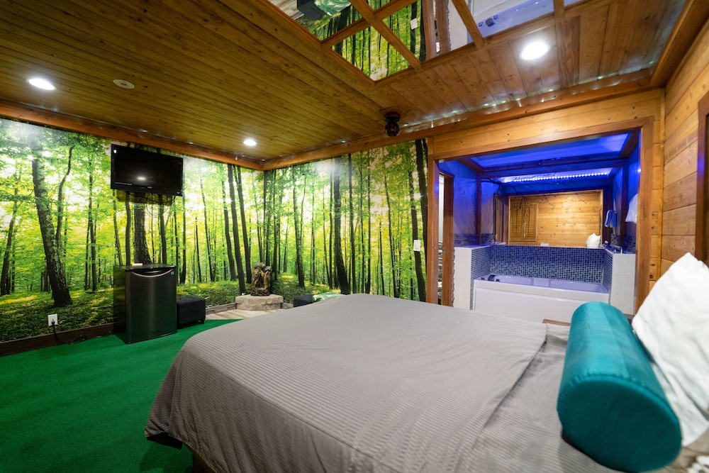 Royala Inn - Property Image 31