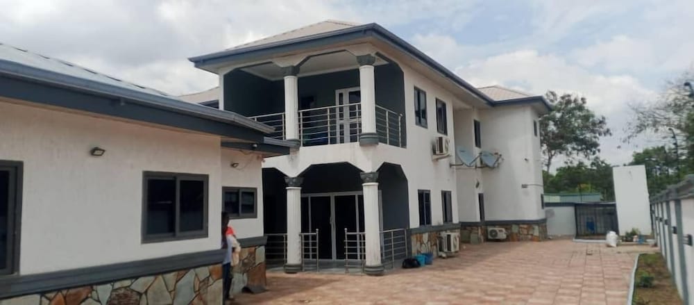 SNS Apartments
