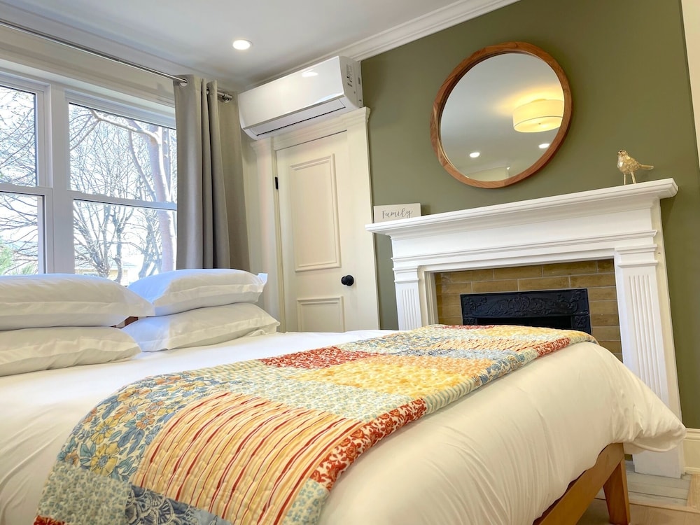 HarbourGate Condos & Studios, photo 8