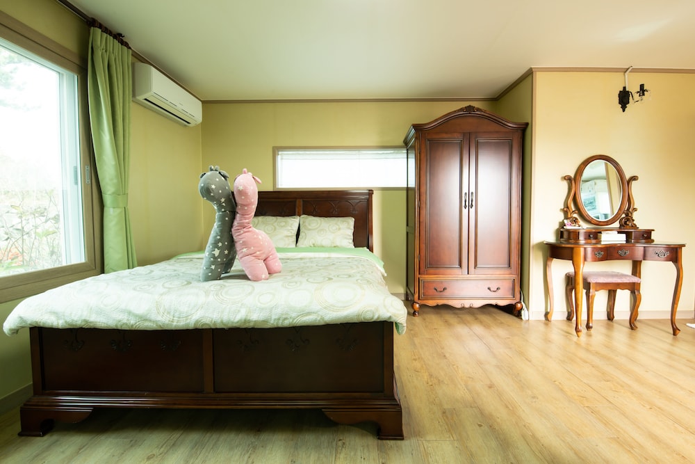 Lionhill Pension