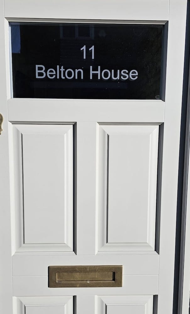Stylish 2-bed House in Stamford Town Centre