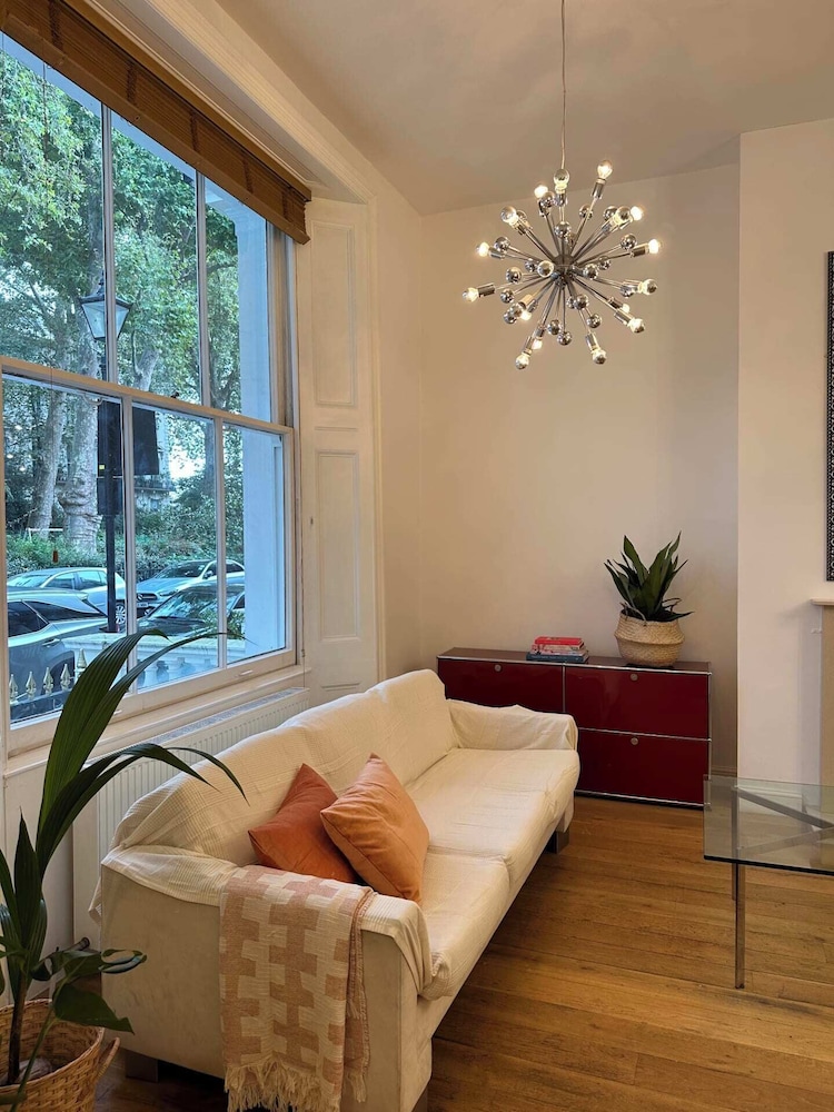 Victorian Charm Maisonette
