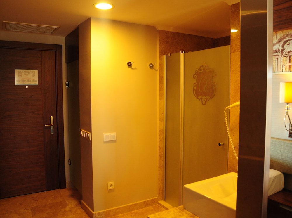Commodore Elite Suites & Spa - All Inclusive - Adult Only