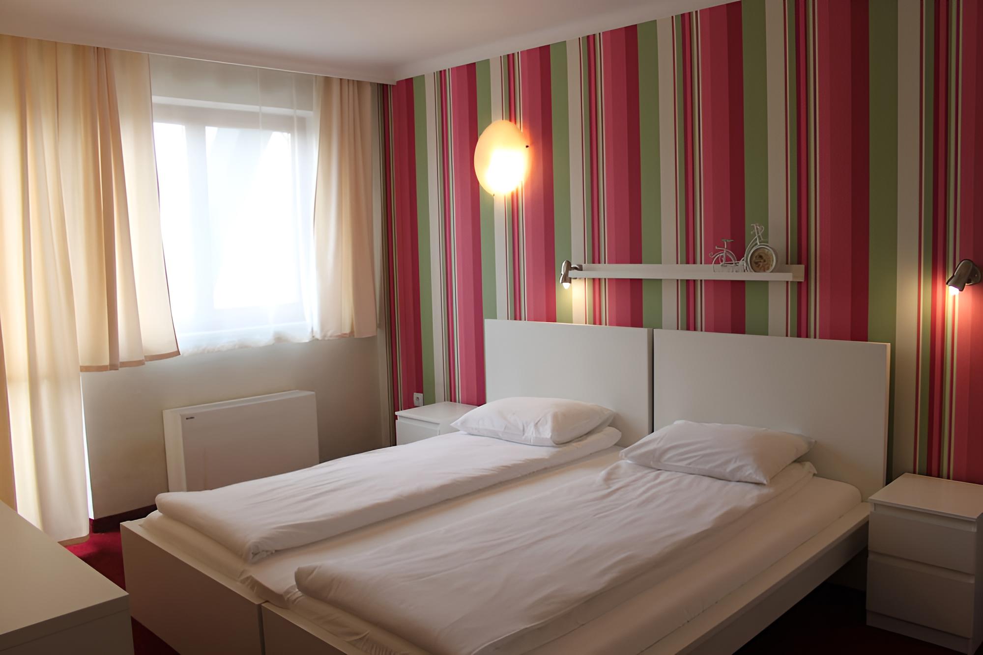 Hotel Light