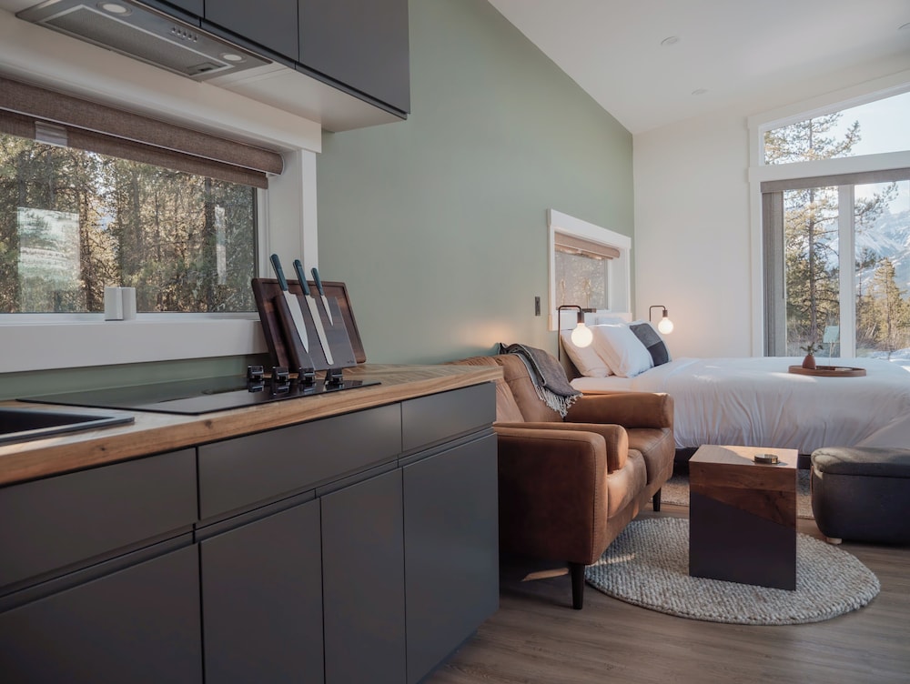 Skyridge Glamping