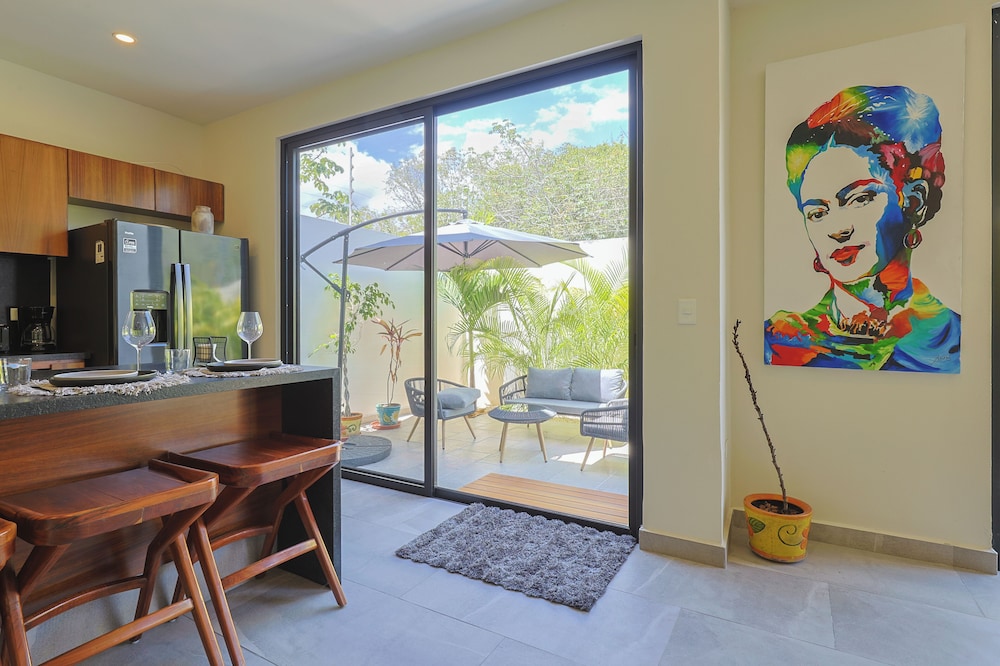 Cozy Getaway Shared Pool & Cenote Access