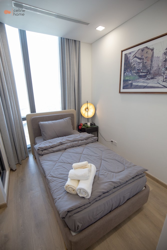 Celine Home - Vinhomes Central Park