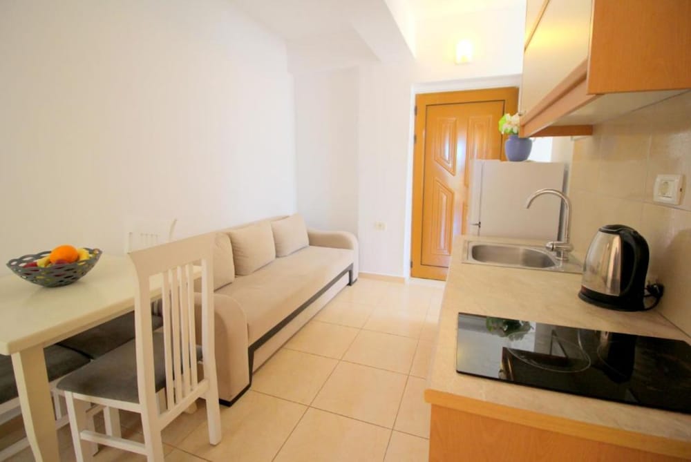 AR Apartments