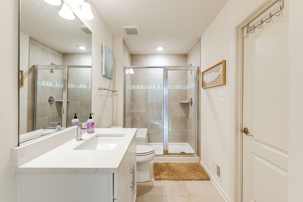 Shuttle to Bethany Beach: Stylish Home w/ Perks!