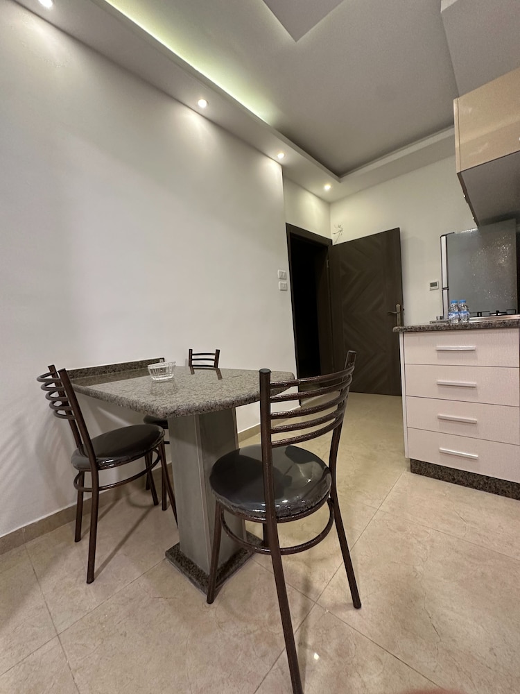 Charming Amman Apartment With Electric Heating & Pool Access
