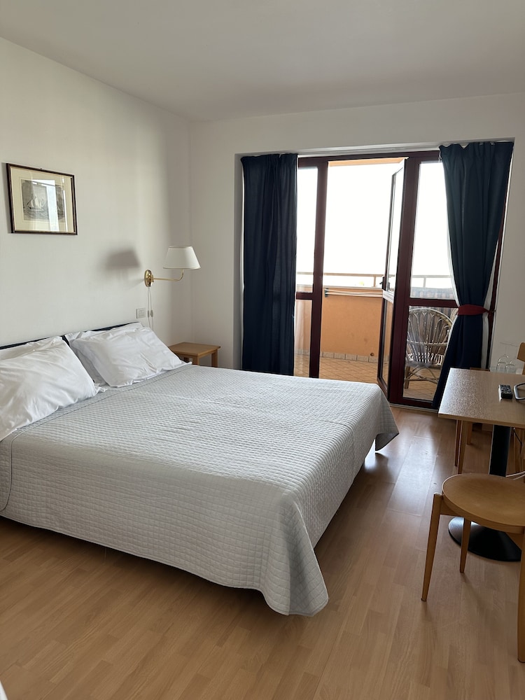 Nauthotel Porto San Vito