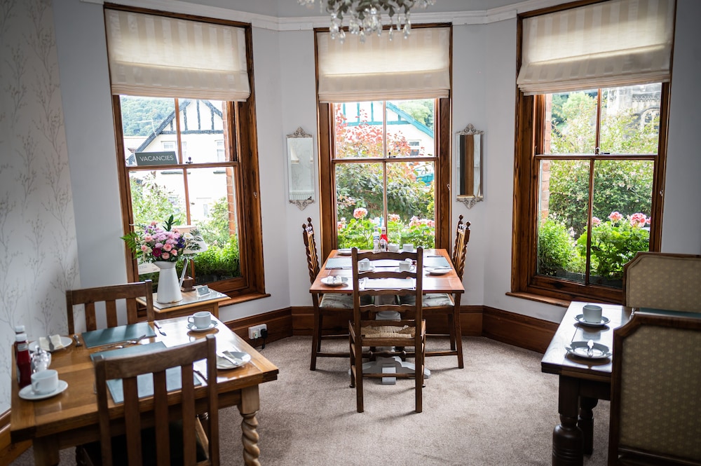 Lynton Vacations - Southcliffe Bed  Breakfast - Property Image 63