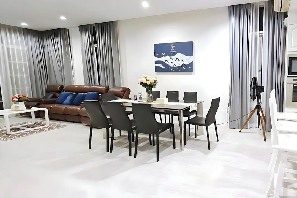 Bm Pool Villa Pattaya