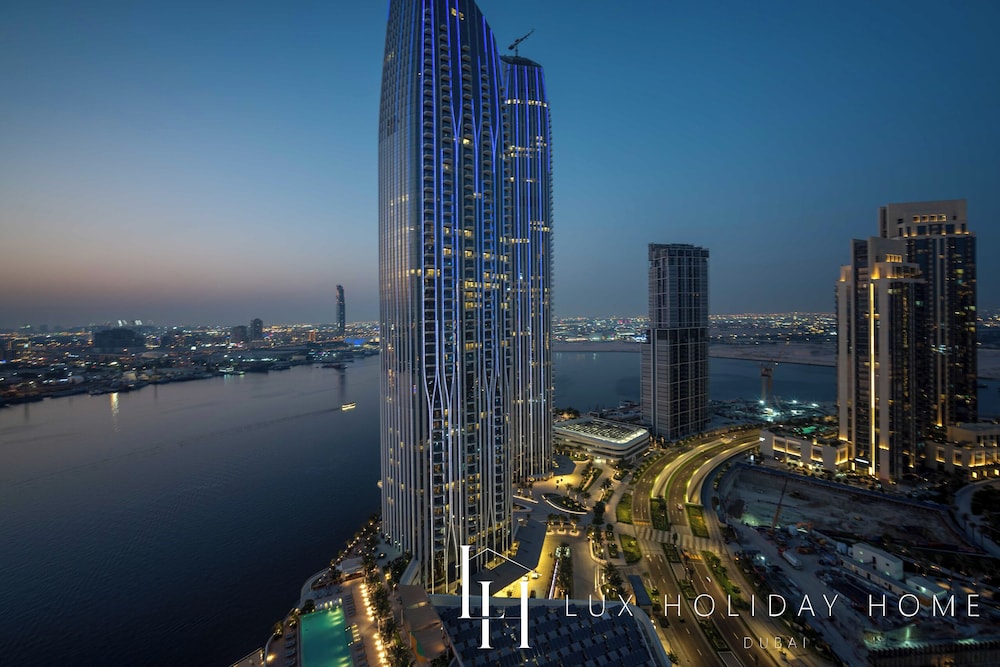 LUX The Dubai Creek View Suite