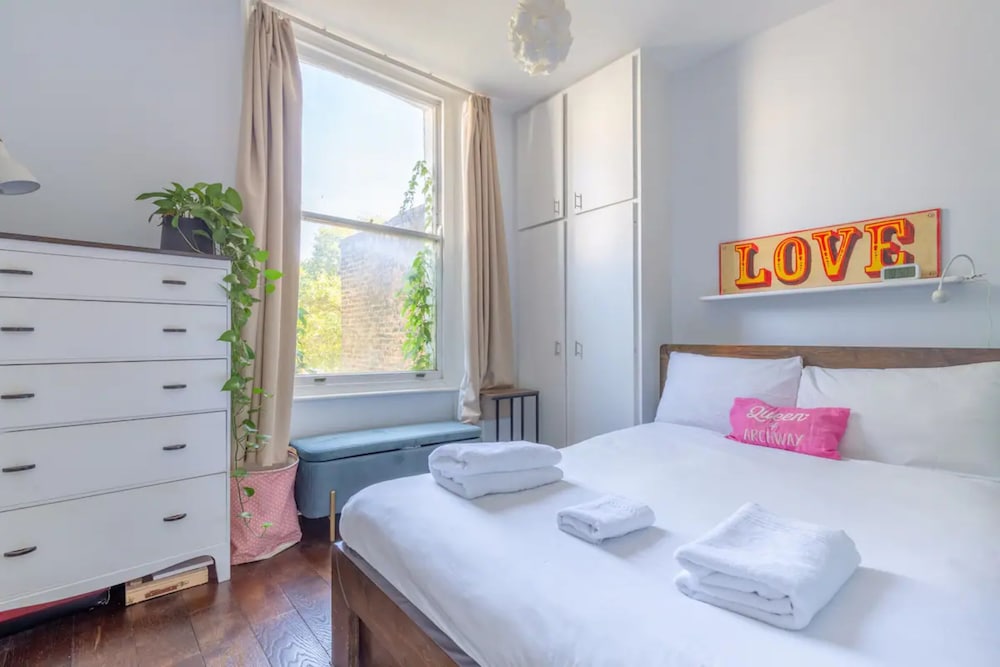 Cheerful 1 Bedroom Flat in the Heart of North London
