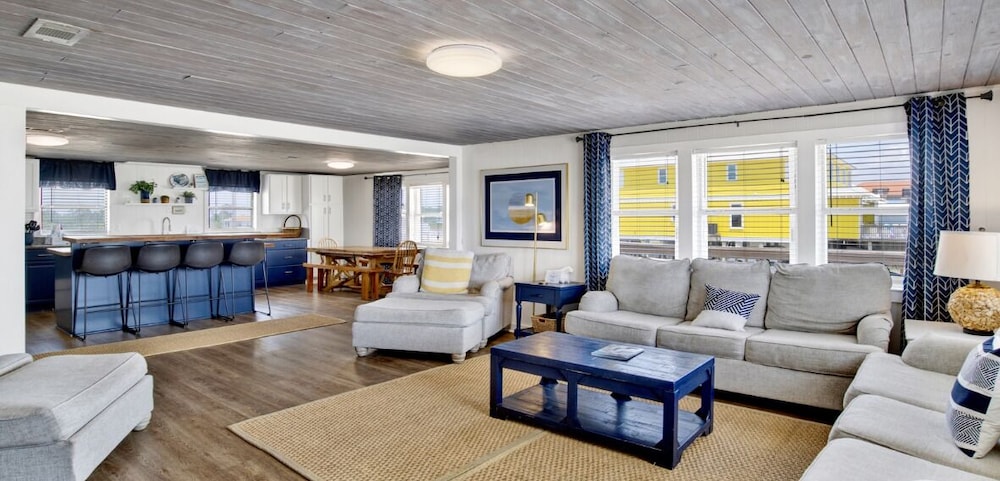 Legasea Beach House