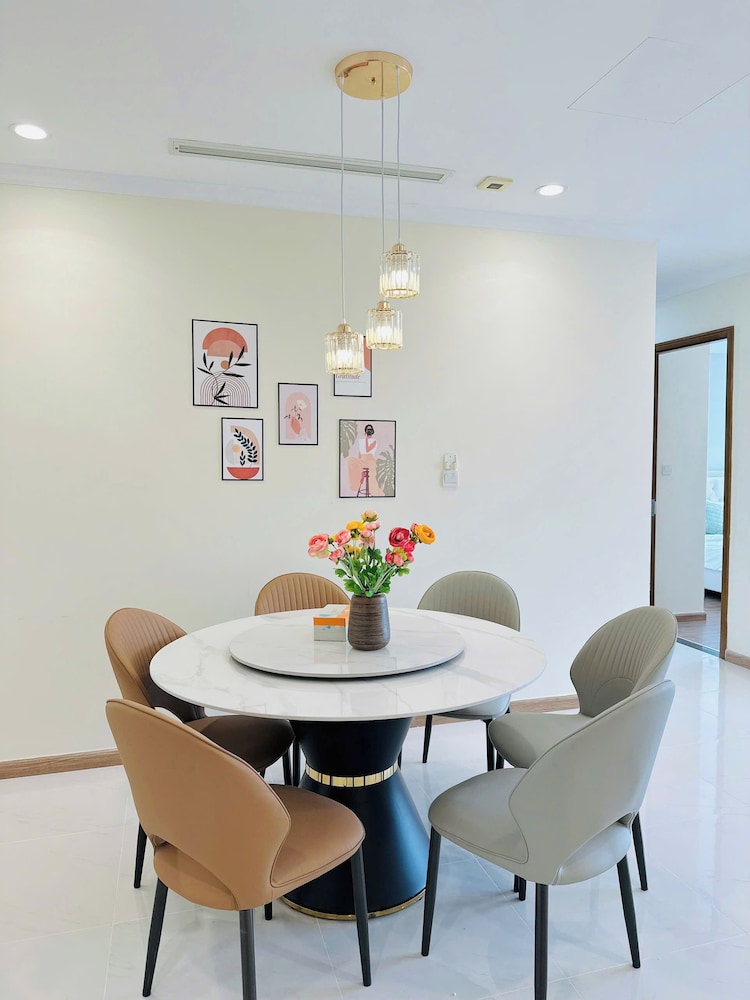 Landmark 5 Vinhomes Central Apartment