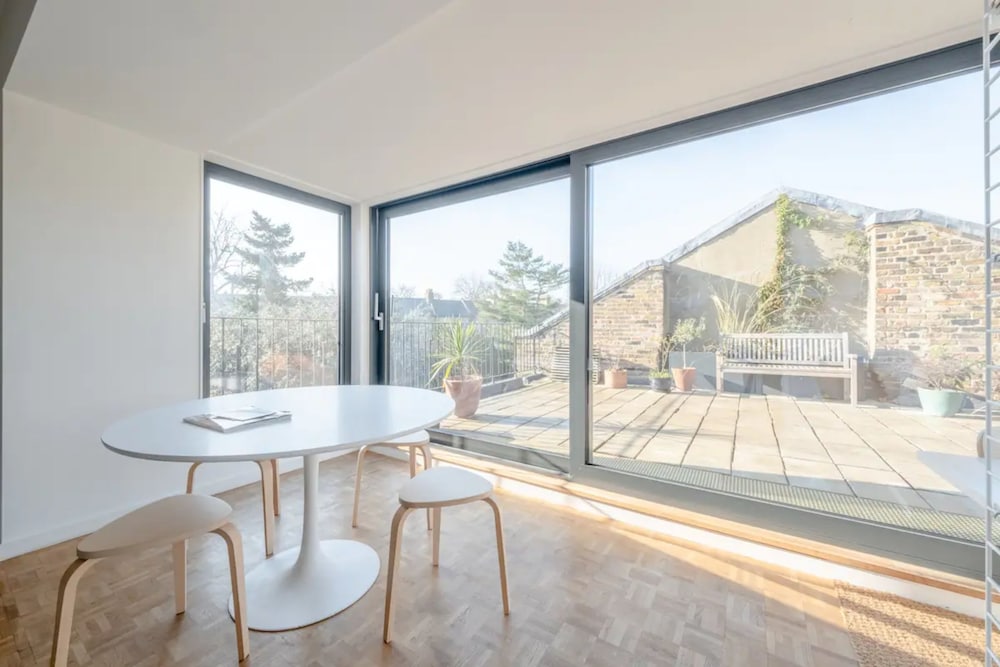 Peaceful 2 Bedroom Flat With Roof Terrace - Hackney