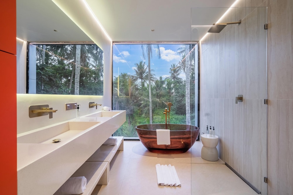 Hidden City Ubud - Modern Villas & Townhouses with Private Pools, Nature Views and Wellness Access