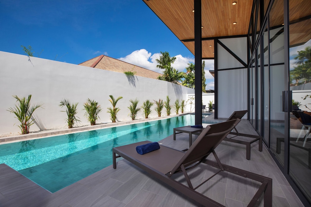 22m Oxygen Pool Villa Sunset Garden 9