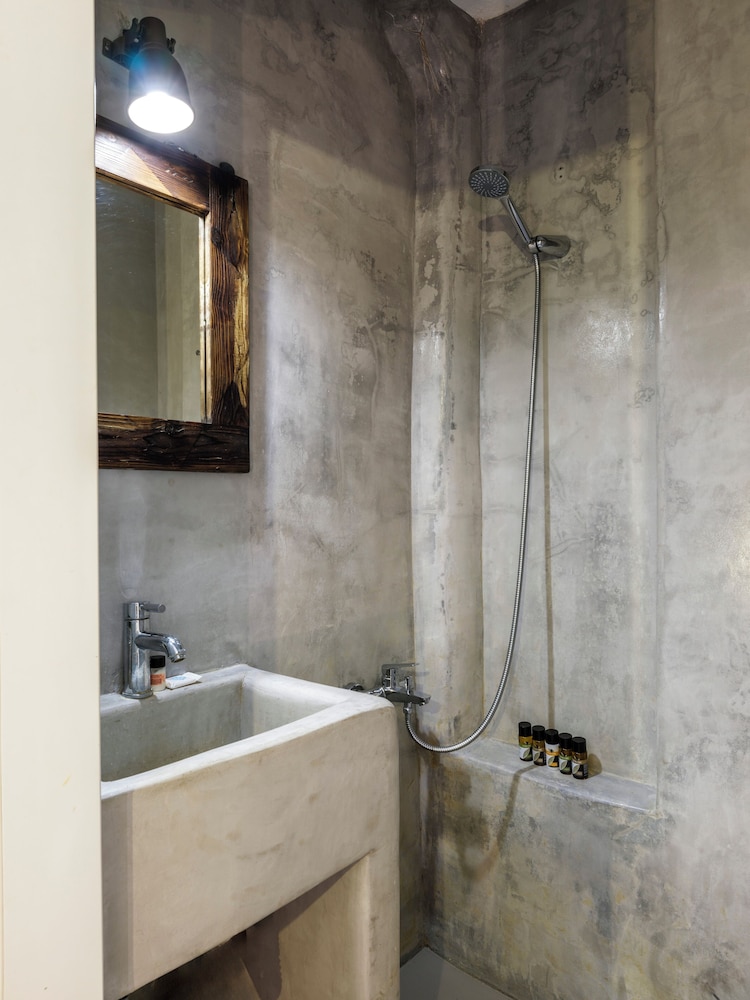 Mykonist Merchia Beach Villas & Suites