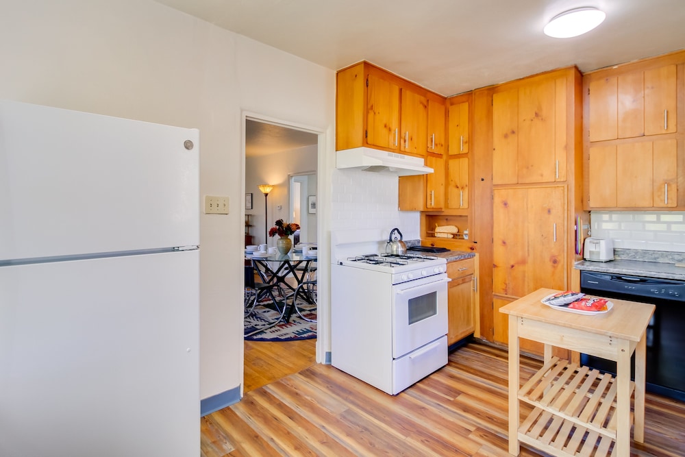 Albuquerque Vacations - Silver Hill Apartment Near UNM Campus! - Property Image 20