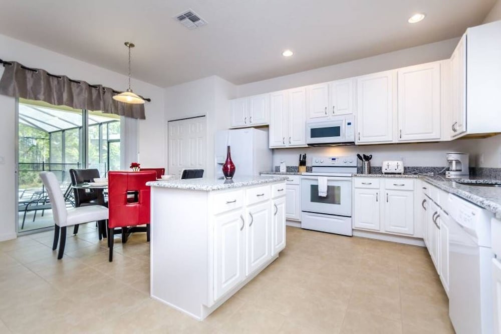 Watersong - 6bd/5.5ba Pool Home #6wr120 - Image 5