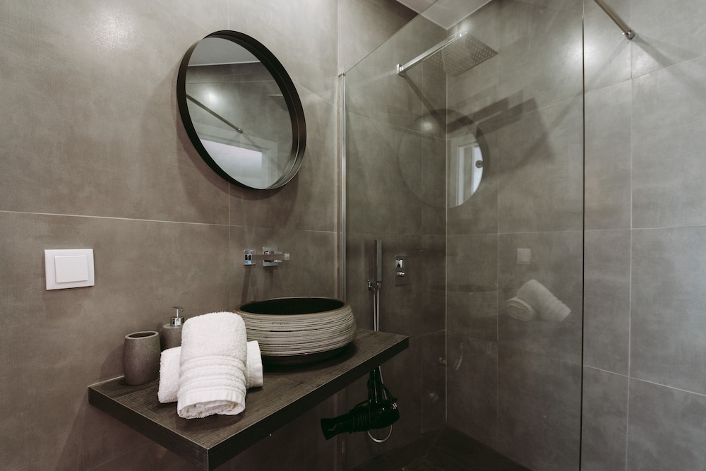 19 Tile Ceramic Concept - by Unlock Hotels