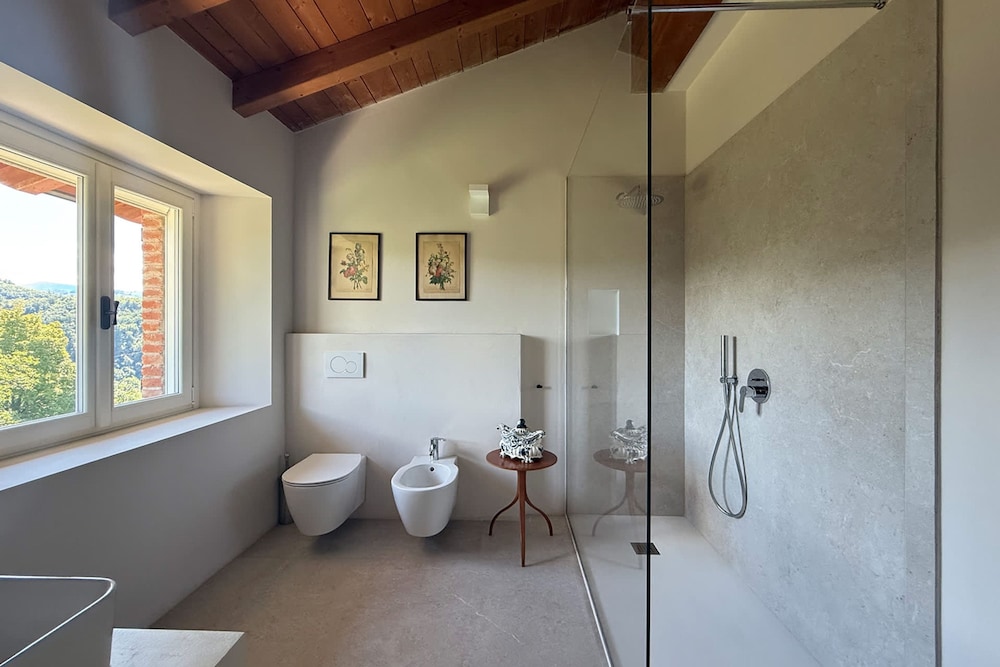 Villa Poggio Castellaro by Boutique in the Heart of Italy s Food Valley Emilia-romagna