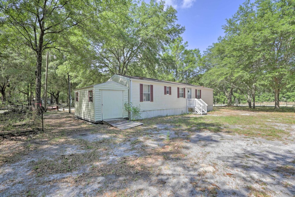 Florida Getaway, 14 Mi to Royal Springs!